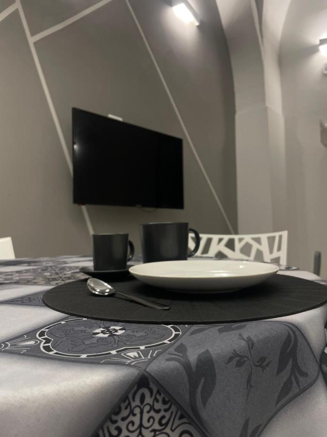 Opificio Apartment Катания Экстерьер фото